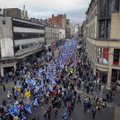 Škotijoje dešimtys tūkstančių žmonių dalyvavo eitynėse už nepriklausomybę