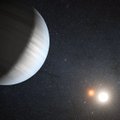Astronomai atrado pirmą planetų sistemą, skriejančią aplink dvi žvaigždes