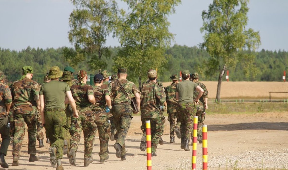 Vilniaus kuopos šauliai dalyvavo pratybose Pabradės poligone 