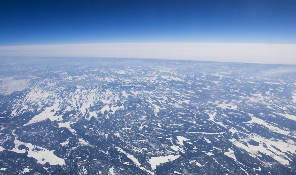 Po amžinuoju Sibiro įšalu tūno milžiniški metano dujų kiekiai