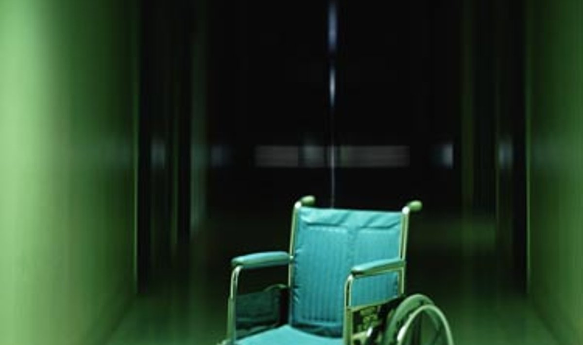 Invalido vežimėlis, ligoninė