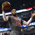 NBA naktis: „Bulls“ proveržis, dūris „Wizards“ ir įsismaginęs serbas