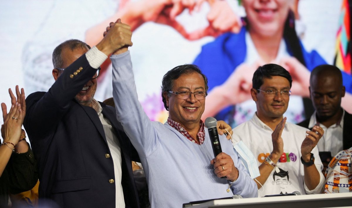 Buvęs partizanas G. Petro laimėjo pirminius Kolumbijos prezidento rinkimus