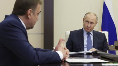 Analitikai: daugybę diskusijų sukėlęs Putino susitikimas siunčia akivaizdžią žinutę