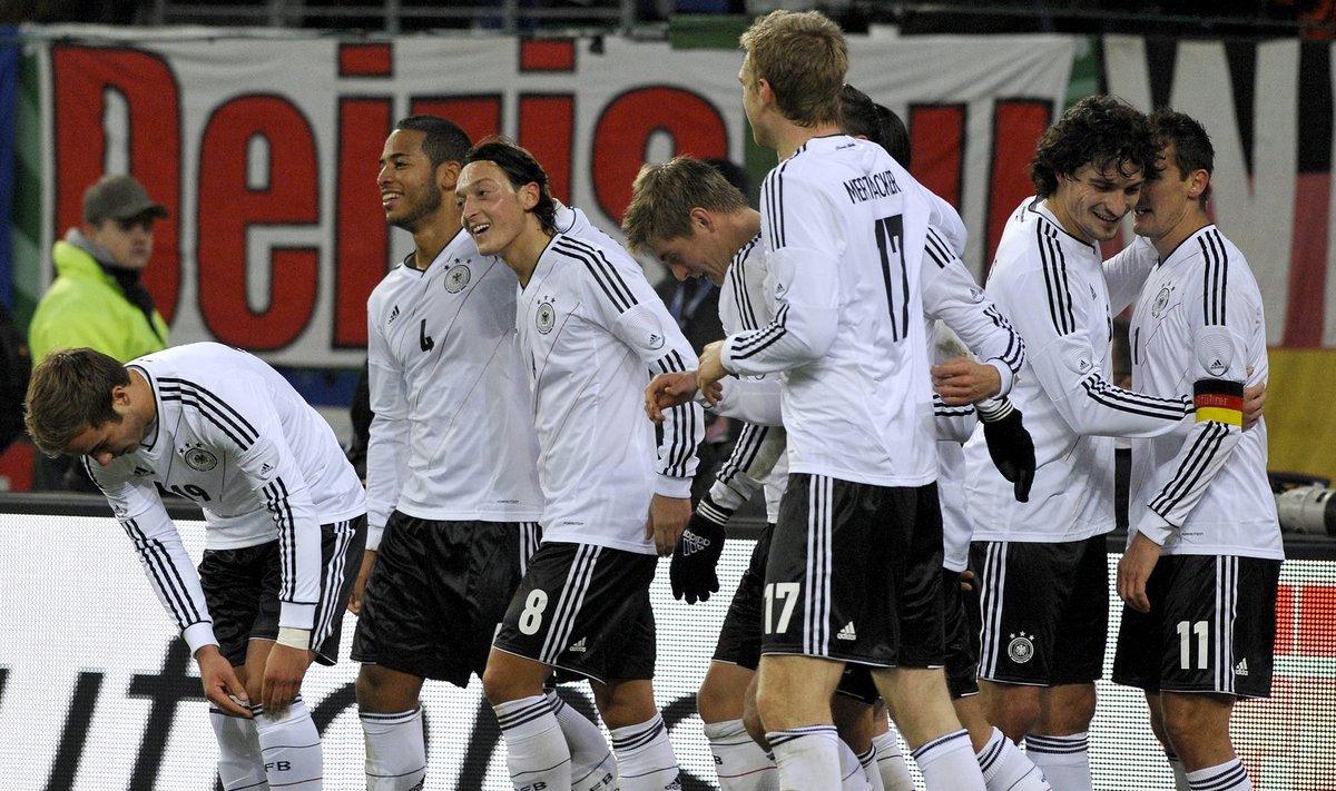 Vokietijos rinktinė pateko į antrą pagal pajėgumą "Euro 2012" krepšelį