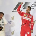 Dėl tyčinio veiksmo baudą gavęs L. Hamiltonas Bahreine nepavijo S. Vettelio