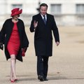 Кэмерон пообещал передать дела новому премьеру Терезе Мэй в среду