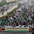 Pakistane dešimtys tūkstančių žmonių rinkosi į prieš Prancūziją nukreiptą protestą