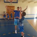Būsima NBA žvaigždė? Jaunasis krepšininkas stovykloje Palangoje įveikė M. Kuzminską
