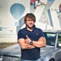 Benediktas Vanagas pravėrė garažo duris: parodė vieną iš 10000 rankomis rinktų „Mercedes-Benz“