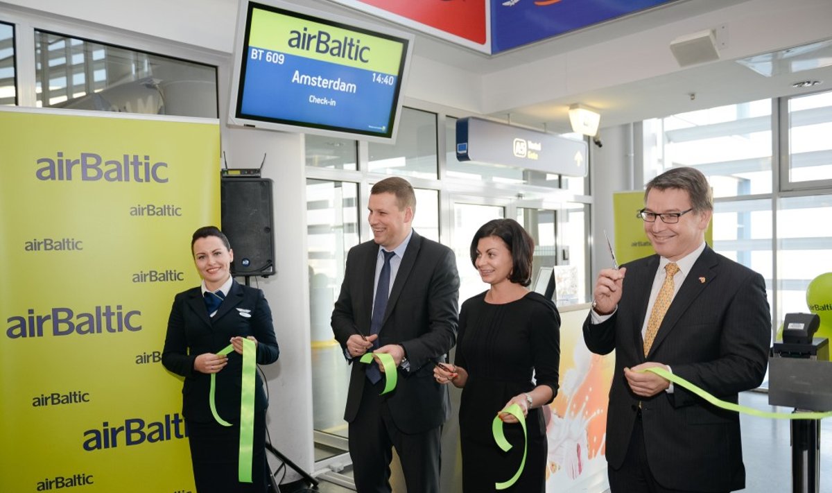 Airbaltic skrydis iš Vilniaus į Amsterdamą