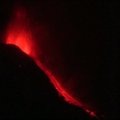 Išsiveržęs Etnos ugnikalnis vilioja turistus