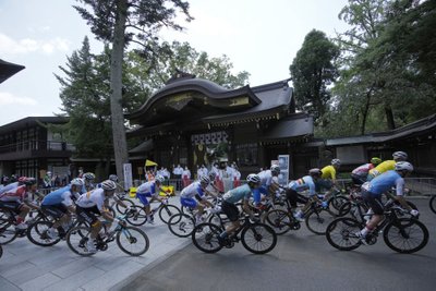 Tokijo olimpinių žaidynių vyrų dviračių plento grupinės lenktynės