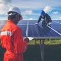 Atsinaujinančios energetikos sritis tampa itin patrauklia ieškantiems darbo: pasakė, kokių darbuotojų ieško ir kiek galima uždirbti