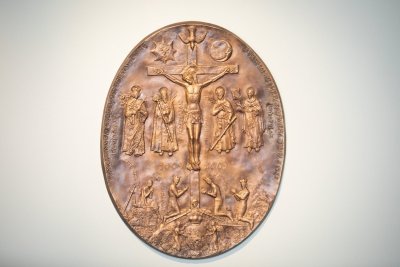 P. Repšio kurtas bareljefas „Lietuvos krikštas“