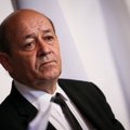 Глава Минобороны Франции заявил, что ИГ слабеет под ударами коалиции