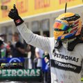 L. Hamiltonas netikėtai triumfavo dramatiškoje Vengrijos GP kvalifikacijoje