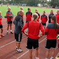 Prieš istorinį startą išrikiuota Lietuvos moterų futbolo rinktinė