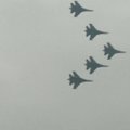 Rusijos naikintuvai demonstravo oro akrobatikos triukus