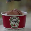 Britai skanauja netradicinių skonių ledų: kečupo, majonezo, o gal keptų pupelių?