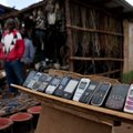 Sugedę afrikiečių telefonai keliauja į Europą: kas už visa to slypi