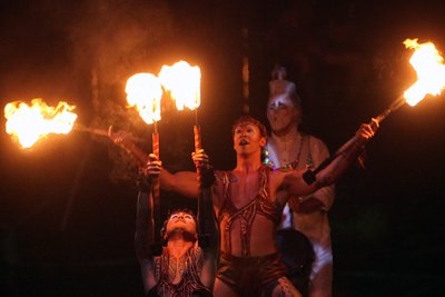 Cirko „Cirque du Soleil“ pasirodymas.