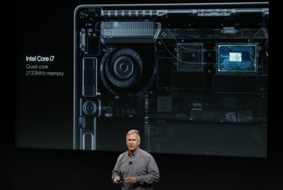 "Macbook Pro" pristatymas