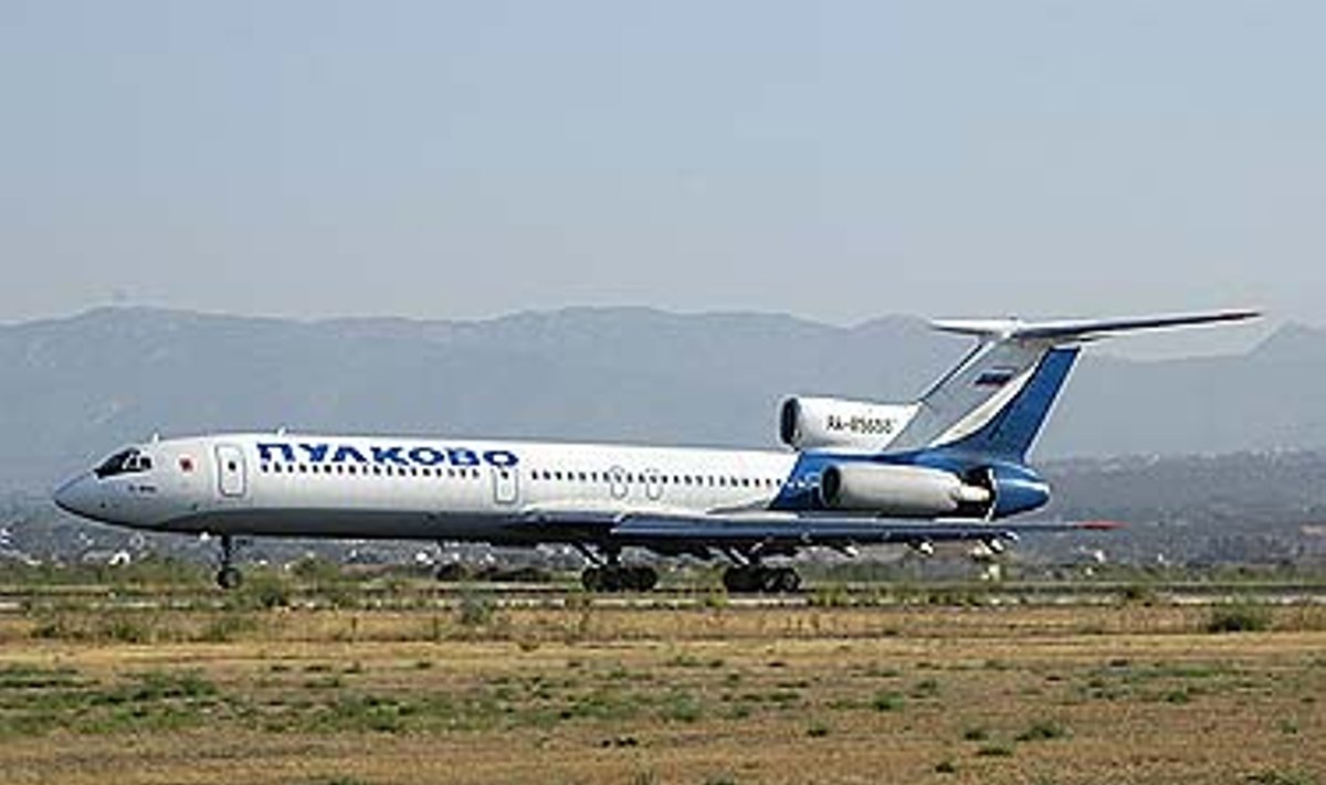 Pulkovo aviacijos kompanijos lėktuvas TU-154 