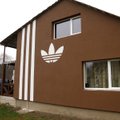 Provincijoje pasistatę „Adidas“ namą jau gailisi