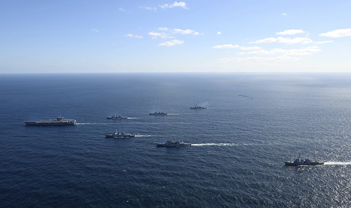 Vašingtono, Seulo ir Tokijo karinio jūrų laivyno pratybos