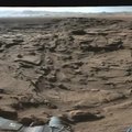 360 laipsnių panoraminėje nuotraukoje – uolėtas Marso peizažas