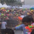 Tailandas pasiekė naują vandens pistoletų mūšio pasaulio rekordą