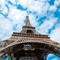 Paryžiuje dėl pranešimo apie bombą buvo evakuotas Eifelio bokštas