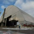 Virš pažeisto Černobylio reaktoriaus – nauja milžiniška apsauginė konstrukcija