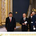 Xi Jinpingas mįslingai dingsta iš viešumos