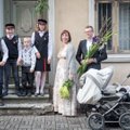 Šešis vaikus auginančią Estijos ministrę sukrėtė skandalas: vyras feisbuke pranešė, kad rado naują žmoną
