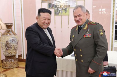 Kim Jong Unas, Sergejus Šoigu