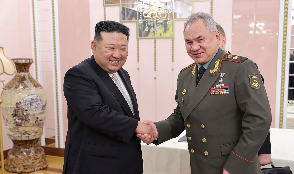 Kim Jong Unas, Sergejus Šoigu