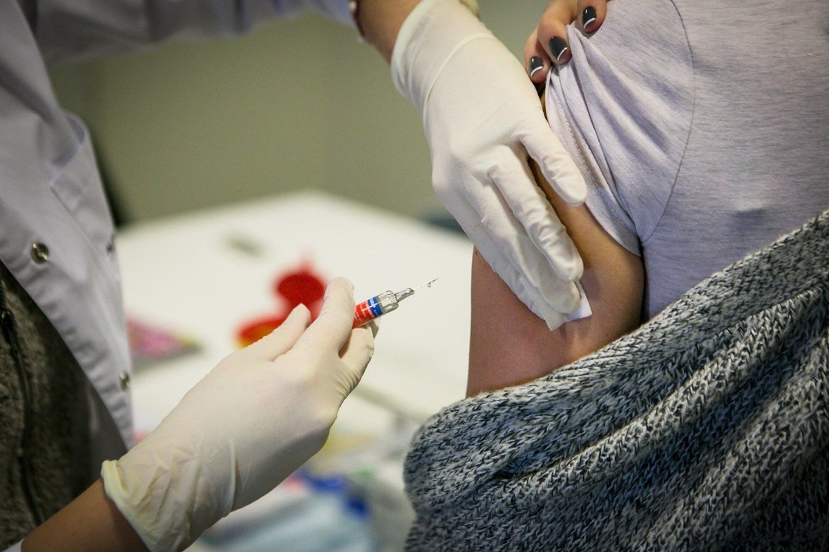 In Italia la vaccinazione dei bambini è diventata obbligatoria: chi resiste – multa