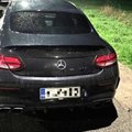 Dėl Suomijoje ieškomo „Mercedes-Benz“, kurį vairavo Estijos pilietis, Lietuvos pasieniečiai pradėjo ikiteisminį tyrimą