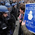 Paryžiuje - neteisėti protestai dėl homoseksualų santuokos įteisinimo