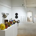 Kviečia į dviejų dalių ekskursiją 7-joje Vilniaus keramikos meno bienalėje