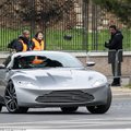 Kuriant naują „bondiados“ filmą sudaužyti septyni „Aston Martin“ automobiliai