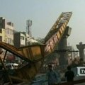 Naujajame Delyje nugriuvo tilto dalis