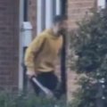 В Лондоне человек с самурайским мечом напал на прохожих. Убит 13-летний мальчик