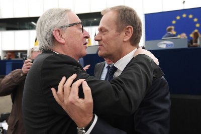 Jeanas-Claude'as Junckeris, Donaldas Tuskas