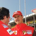 Vadybininkė: M. Schumacheris rodo sąmoningumo ženklus