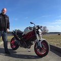 „Ducati Monster 1100“ motociklo apžvalga: mieste jam per ankšta