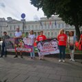 У здания президентского дворца в Вильнюсе – пикет против политики Barnevernet