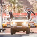 Tarp klasikinių automobilių kovojantis Dakaro ekipažas papasakojo, kaip rasti kelią dykumoje